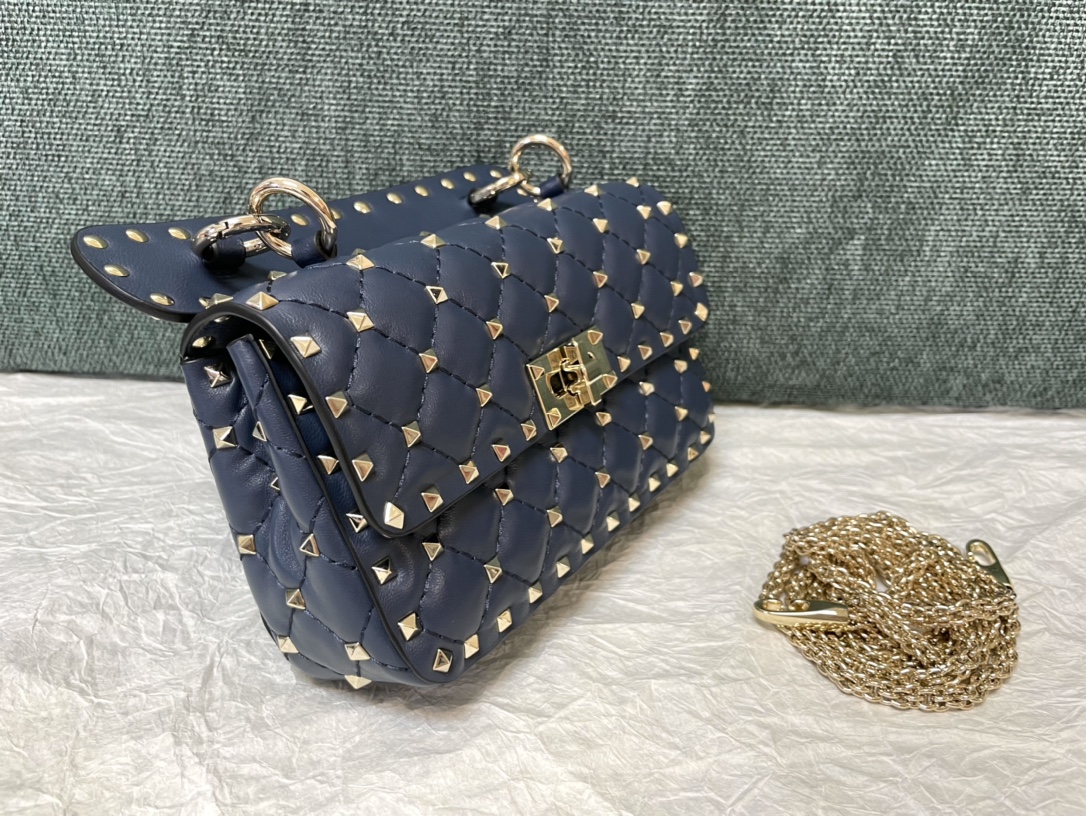 Valentino Garavani Rockstud Spike Small Chain Bag in Dark Blue Supple Lambskin Nappa